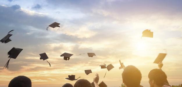 天津自考申请毕业后多久可以拿到毕业证书？